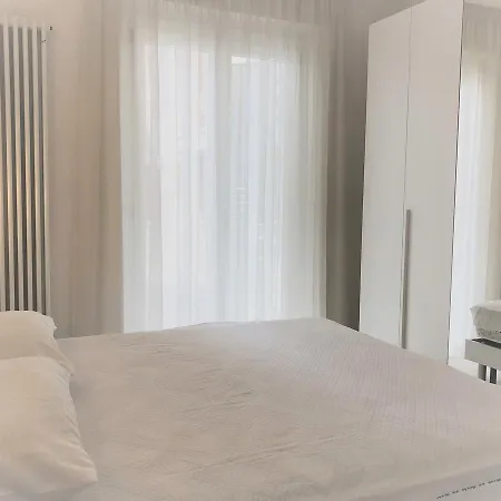 Venezia 1 *